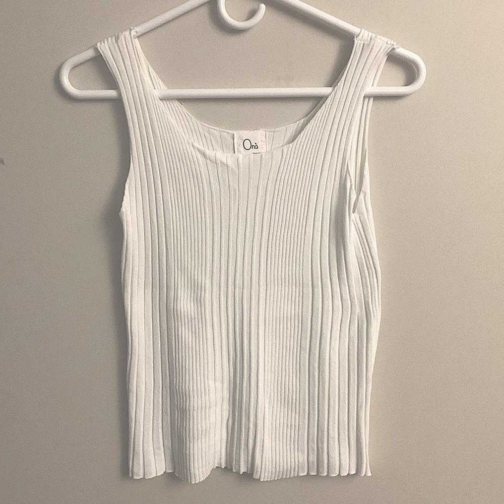 Simple Plain White Tank Top